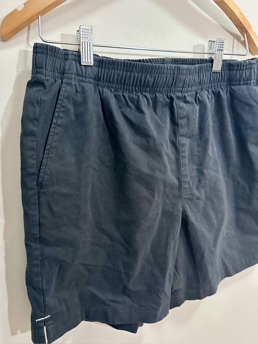 NWT GoodLife Pull On Shorts Elastic Waist in Black Size L - Picture 2 of 8
